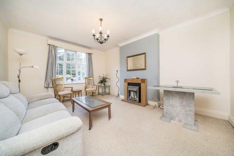 2 bedroom flat for sale, Birkenhead Avenue, Kingston Upon Thames KT2