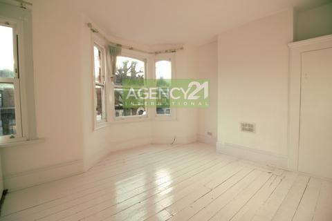 4 bedroom house to rent, Sixth Avenue, Manor Park, E12