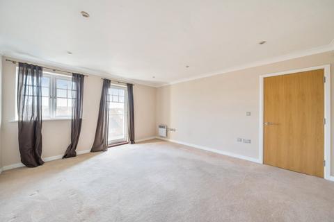 2 bedroom flat to rent, King's Penny House, Richmond Road, Kingston upon Thames, KT2