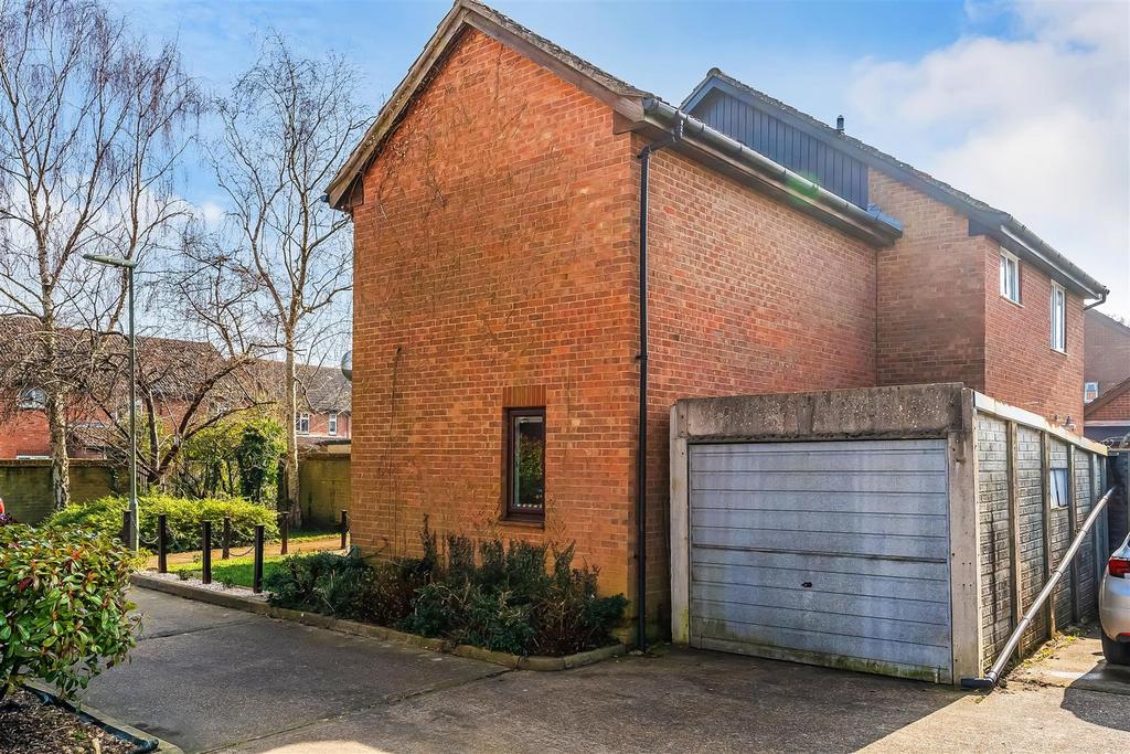 78-Barnfield-Way-13.jpg