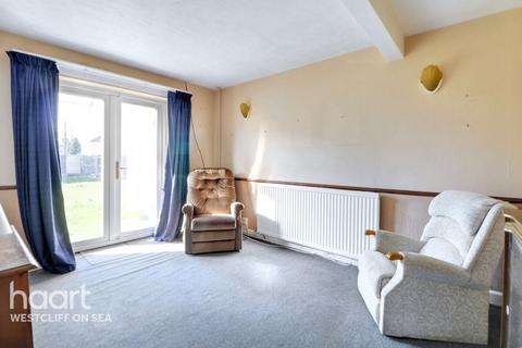 3 bedroom end of terrace house for sale, Bournemouth Park Road, Southend-on-Sea