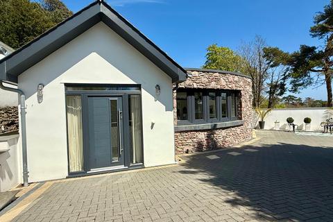 2 bedroom detached bungalow for sale, Warberries, Torquay