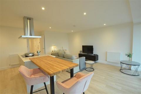 2 bedroom apartment to rent, Forest View, Chingford, E4