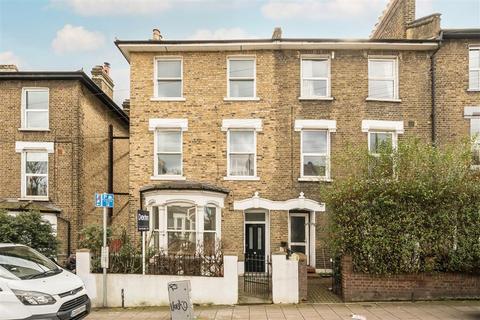 2 bedroom flat for sale, Drakefell Road, London SE4