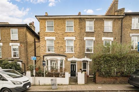 3 bedroom flat for sale, Drakefell Road, London SE4