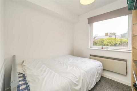 37 Maynards Quay, London, E1W 3RY