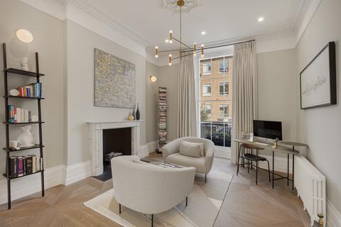 6 bedroom property for sale, John Street, London WC1N