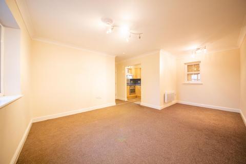 2 bedroom flat to rent, Borron Road, Newton-Le-Willows, WA12