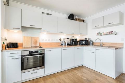 2 bedroom flat for sale, John Harrison Way, London SE10