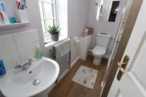 1 Bramblewood Close, Chirk Bank, Wrexham, LL14 5LP