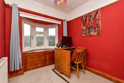 179 Stafford Road, Caterham, CR3 6JL