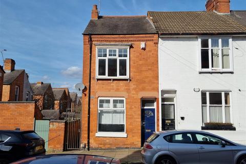 3 bedroom end of terrace house for sale, Howard Road, Leicester