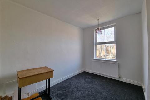150 Howard Road, Leicester, LE2 1XJ