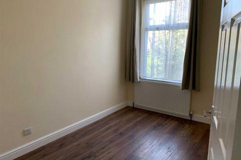 2 bedroom house to rent, St. Marys Road, Ilford