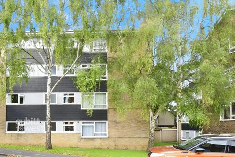 1 bedroom apartment to rent, Sutton Grove Sutton SM1