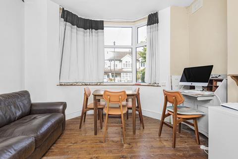 1 bedroom maisonette for sale, Warwick Road, London