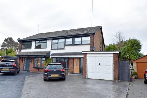 4 bedroom semi-detached house for sale, Wingate Avenue, Bury BL8