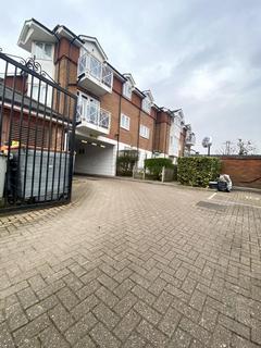 2 bedroom flat to rent, Holmbrook Drive, Hendon, NW4