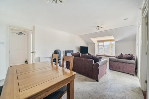 1 bedroom flat for sale, Sycamore Court, Farncombe GU7