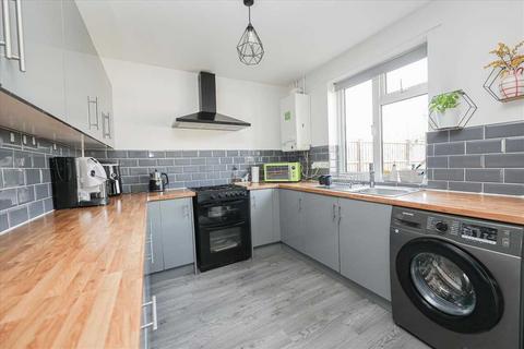 3 bedroom terraced house for sale, Moorland Avenue, Lincoln