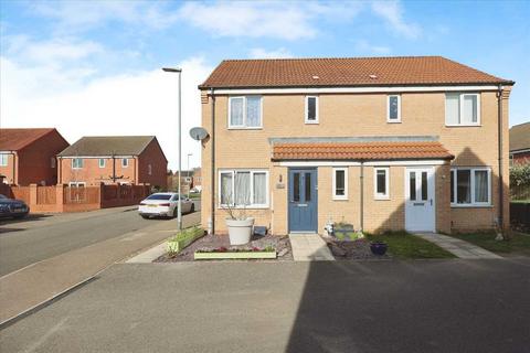 3 bedroom semi-detached house for sale, Crucible Close, North Hykeham