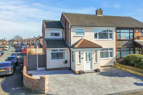 4 bedroom semi-detached house for sale, Renwick Avenue, Rainhill, L35