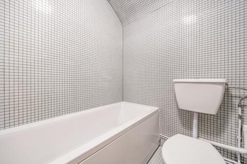 1 bedroom flat for sale, Orsett Terrace, Bayswater, London, W2