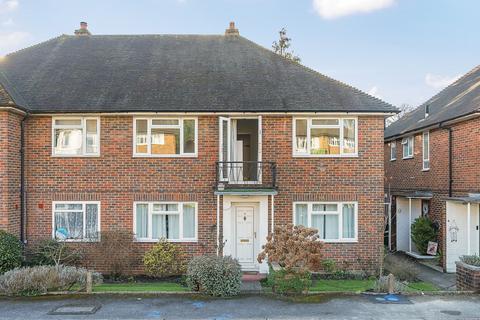 2 bedroom maisonette for sale, Basildon Close, Sutton