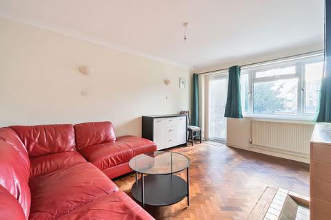 2 bedroom maisonette for sale, Basildon Close, Sutton