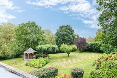 4 bedroom detached house for sale, High Street, Chipstead, Sevenoaks, Kent, TN13