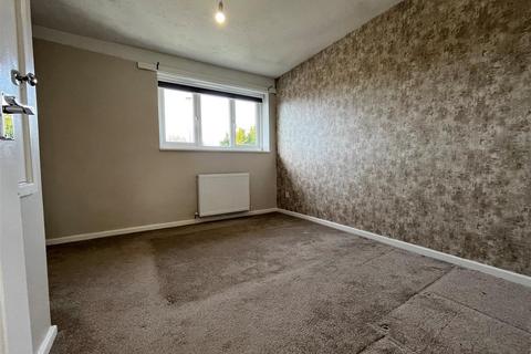 2 bedroom semi-detached house for sale, Markham Close, Hyde SK14