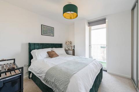 1 bedroom flat for sale, Edwin Street, Canning Town, London, E16