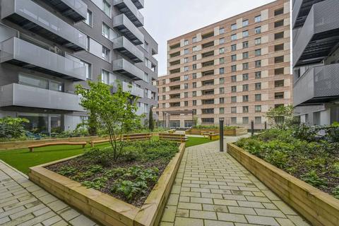 2 bedroom flat to rent, Nautilus Apartments, Pontoon Dock, Canning Town, London, E16