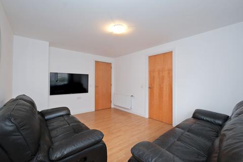 2 bedroom flat for sale, Millburn Street, Aberdeen, AB11