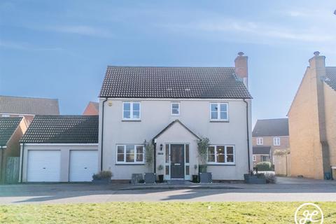 4 bedroom detached house for sale, Limousin Way, Stockmoor Village, Bridgwater