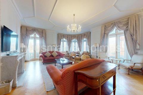 6 bedroom flat for sale, Cumberland House, Kensington Road, W8