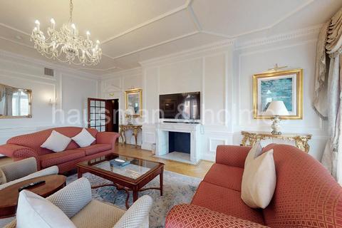 6 bedroom flat for sale, Cumberland House, Kensington Road, W8