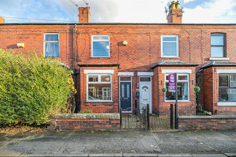 2 bedroom terraced house to rent, Harley Road, Sale