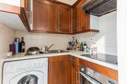 1 bedroom flat to rent, Lytton House, 31 Bulwer Street, London, W12