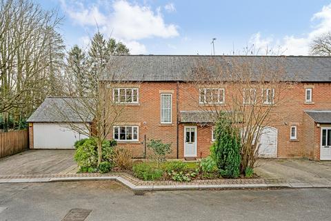 Snaith Wood Mews, Rawdon, Leeds, West Yorkshire, LS19