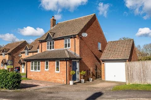 3 bedroom detached house for sale, Keeps Mead, Kingsclere, Newbury, RG20 5EZ