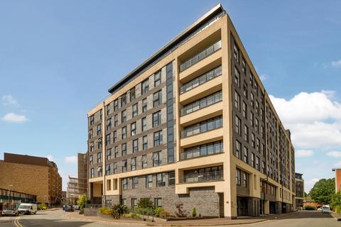 2 bedroom apartment for sale, Bridgewater Point, Ordsall Lane, Salford, Greater Manchester, M5 4YA