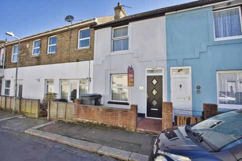 2 bedroom terraced house for sale, Wyndham Road, Dover, CT17