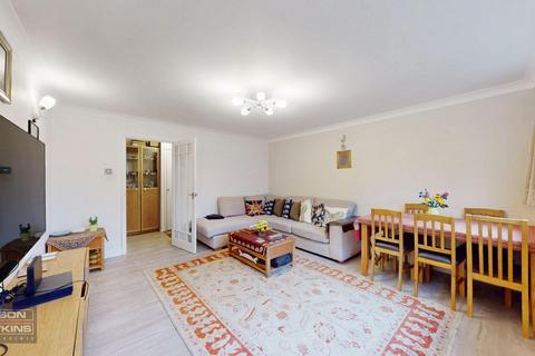 2 bedroom flat for sale, Wendela Court, Harrow On The Hill HA1