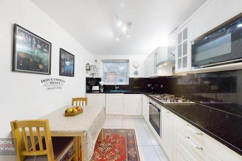 2 bedroom flat for sale, Wendela Court, Harrow On The Hill HA1