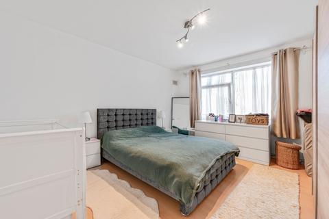 1 bedroom flat to rent, Moss Hall Grove Finchley N12