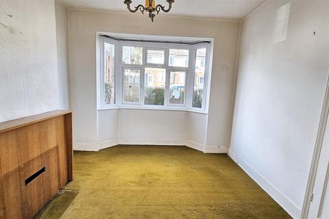 2 bedroom house for sale, Arncliffe Road, Netherhall