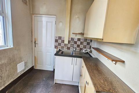 2 bedroom house for sale, Arncliffe Road, Netherhall