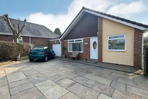 3 bedroom detached bungalow for sale, Edenfield Avenue, Hornsea