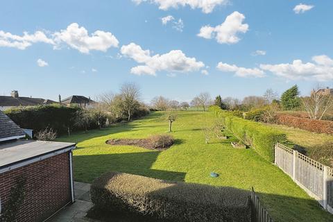 4 bedroom detached house for sale, Garstang Road, Preston